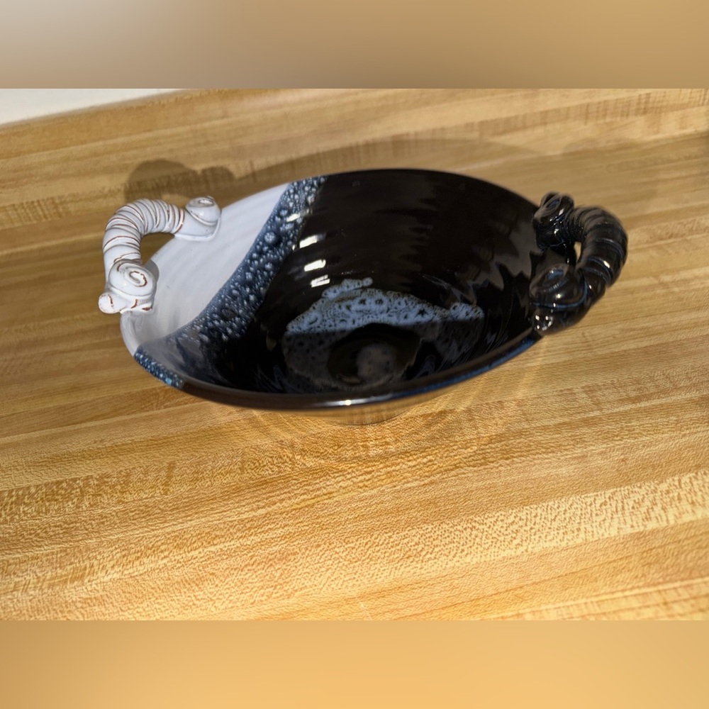 Hand crafted Ceramic decorative Bowl with Decorative Handles accents decor home‎